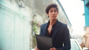 Purab Gets The Papers