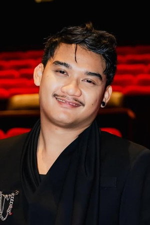 Gilga Sahid portrait