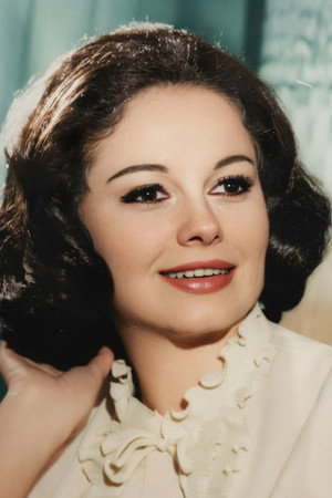 Gülgün Ok portrait