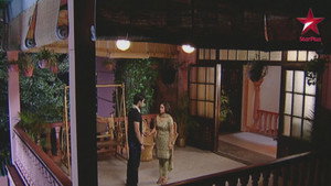 15. Shaurya se disculpa con Varsha
