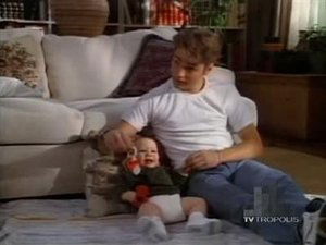 Beverly Hills, 90210 S01E12