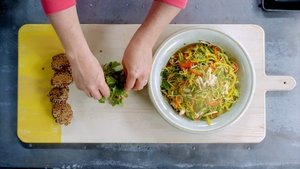 Jamie's 15-Minute Meals Fettuccine and Black Bean Beef Burgers