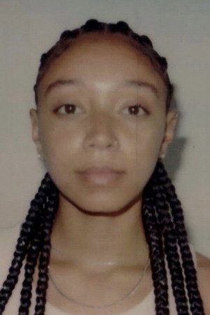 Savanah Leaf portrait