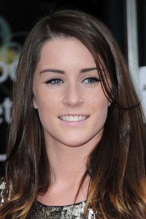 Lucie Jones portrait