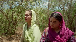 Seher leaves Niyazi Manzil