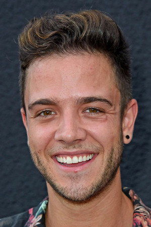 Luca Hänni portrait