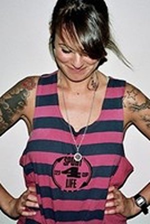 Paula Ventura thumbnail