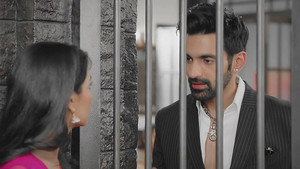 14. Bhavani comes to Amu's rescue