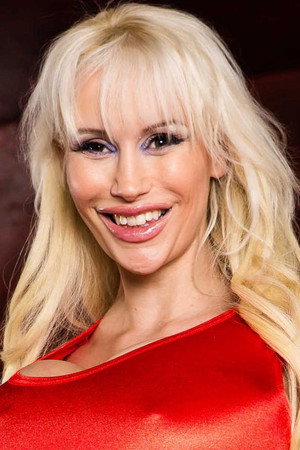 Sandra Star portrait