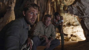 Blood & Treasure: 2×8