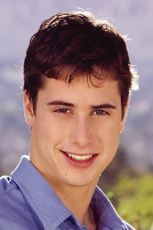 Kelly Taylor portrait