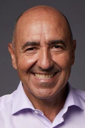 Carlos Fernández portrait