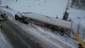 Highway Thru Hell Brothers In Tow
