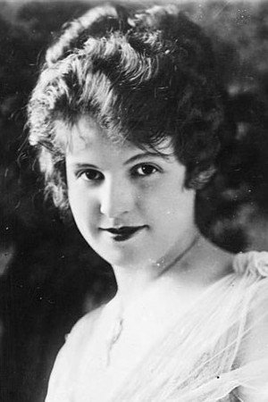 Gretchen Hartman portrait