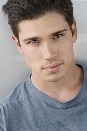 Tanner Novlan portrait