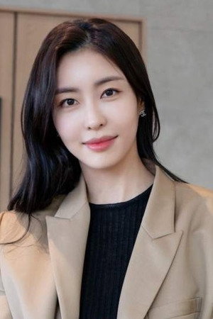 Seo Min-joo portrait