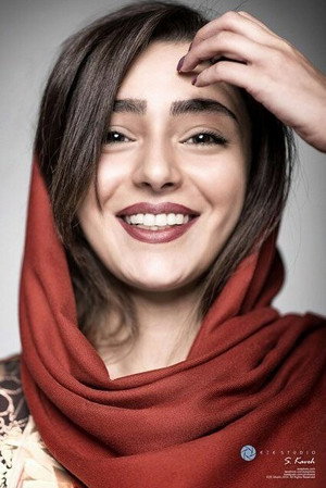 Hasti Mahdavifar portrait