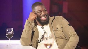 Y’a du monde à messe: 5×8