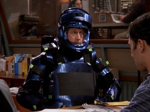 NewsRadio 5×19 – Padded Suit