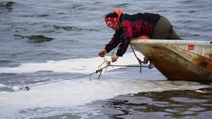 Life Below Zero Against the Tide