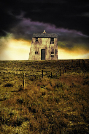 Paperhouse 71