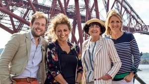 Image Nadia Sawalha and Kaye Adams