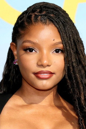 Halle Bailey portrait