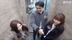 Busted!: 2×8, episod online subtitrat