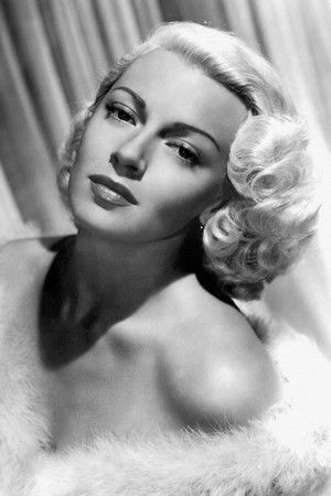 Lana Turner photo