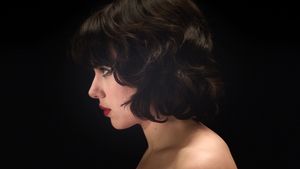 ดูหนัง Under the Skin (2013) สวย สูบ มนุษย์ [Full-HD]