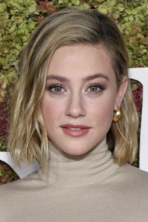 Lili Reinhart