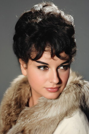 Gülgün Ok portrait