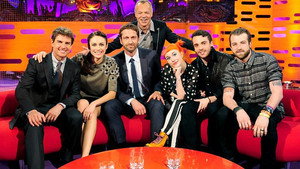 Tom Cruise, Olga Kurylenko, Gerard Butler, Paramore - Episode 1