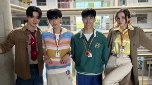 Yêu Thầy Bằng Cả Thế Giới