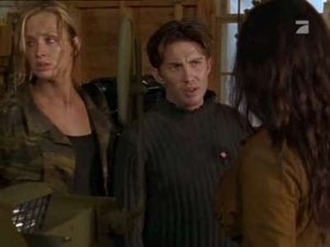 Relic Hunter: 2×15