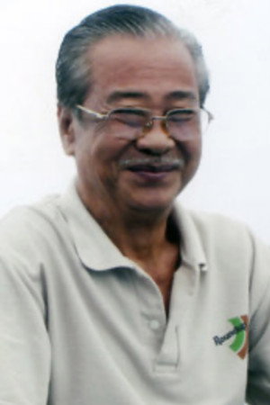 Nguyễn Hạnh portrait