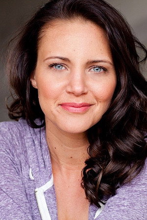 Miracle Laurie portrait