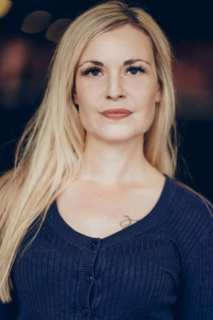 Samantha Fields portrait