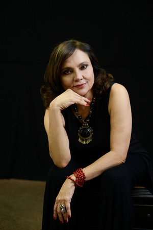 Perla de la Rosa portrait