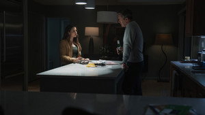 Your Friends & Neighbors: Stagione 2 x Episodio 7