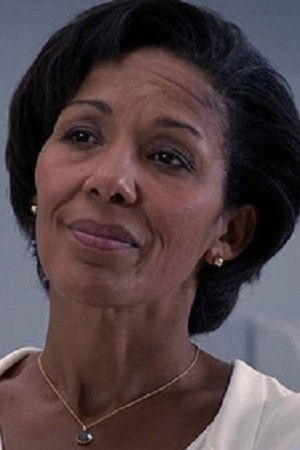 Caroline Lee-Johnson photo