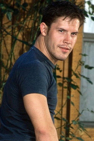 Cameron Fox portrait