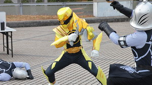 No. 1 Sentai Gozyuger: 1×3