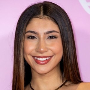 Isabella Ferreira image