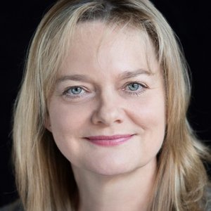Sarah Woodward image