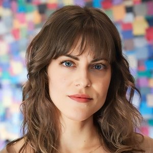 Lisa Normand image