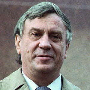 Геннадий  Янаев - Discover the TV Shows and Movies They Starred In