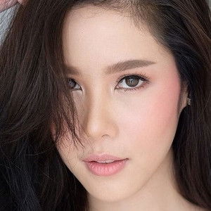 Raviyanun Takerd - Discover the TV Shows and Movies They Starred In