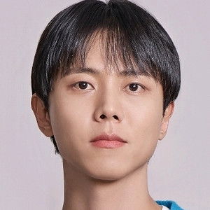 Joo Woo-jae - Discover the TV Shows and Movies They Starred In