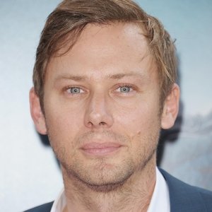 Jimmi Simpson - Discover the TV Shows and Movies They Starred In